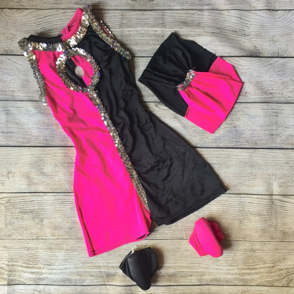 🔥 Curtain Call Black & Pink Sequined Dance Costume